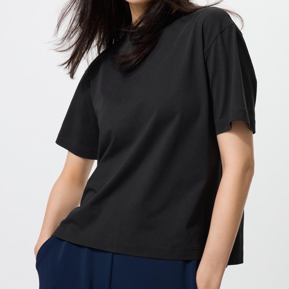 🖤Classic Black T-Shirt.